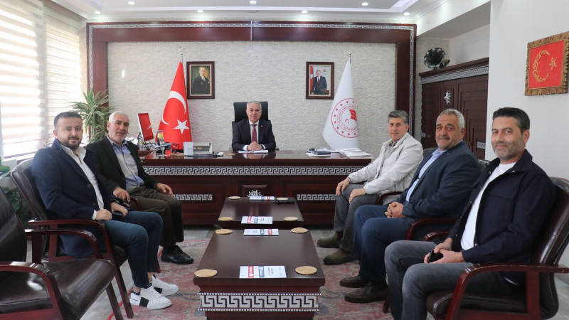 İzmir Tarım ve Orman İl Müdürlüğü'nden mahalle muhtarlarına teşekkür ziyareti