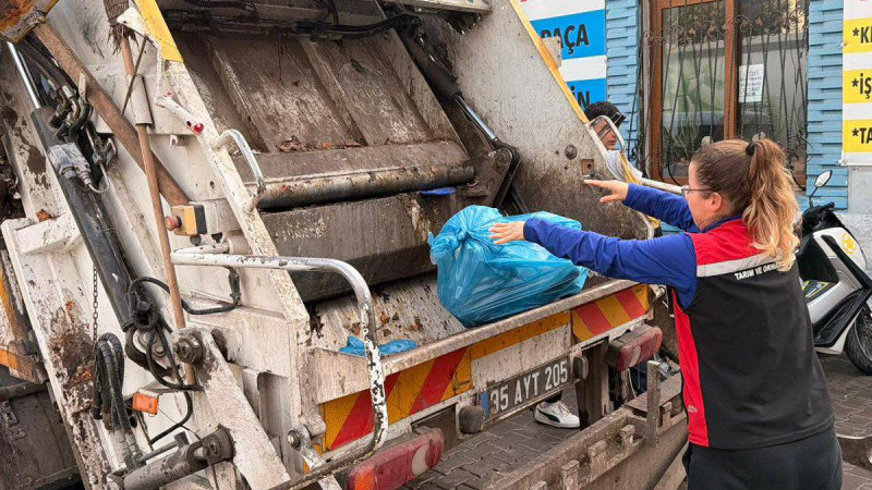 Buca etiket bilgisi olmayan dondurulmuş beyin ve kelle ürünleri imha edildi