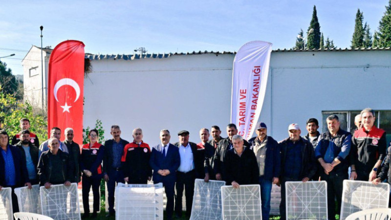 İzmir Tarım ve Orman İl Müdürlüğü, kuru incir üreticilerine destek vermeye devam ediyor