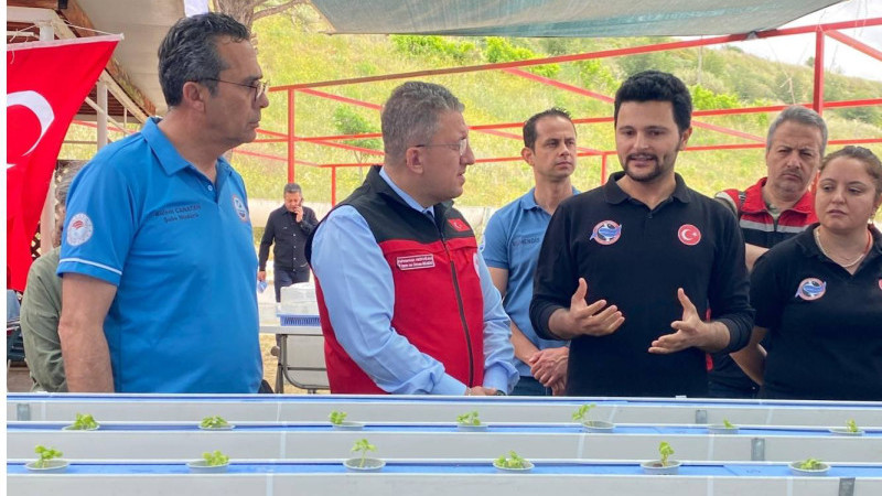 İzmir İl Tarım ve Orman Müdürlüğü, Seferihisar’daki Akuaponik sistemi yerinde inceledi
